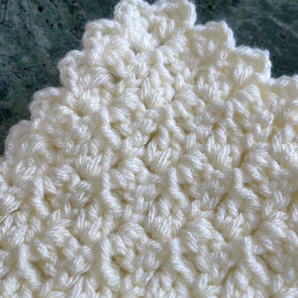 Crocheted Baby Blanket by Trudy - Picture 4 of 4